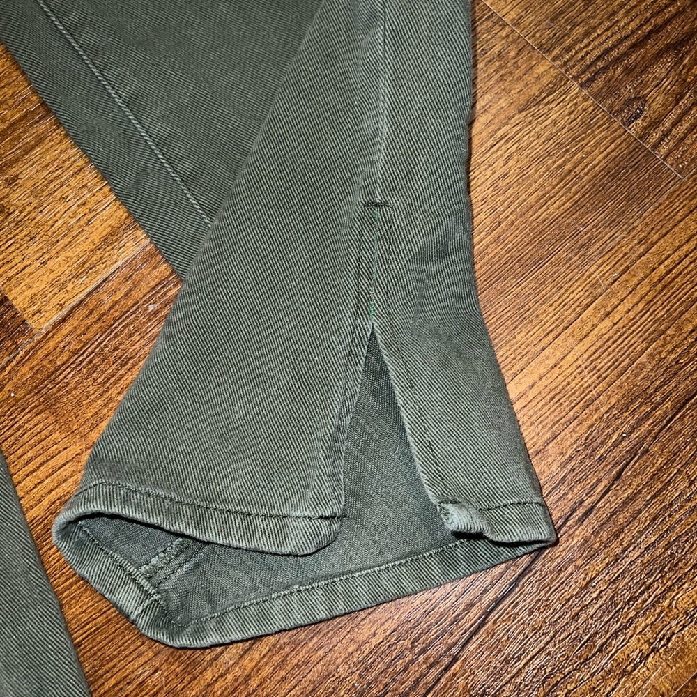 PrettyLittleThing Green Split Bottom Hem Straight Flare Leg Jeans Size 12 Tall - Picture 3 of 12